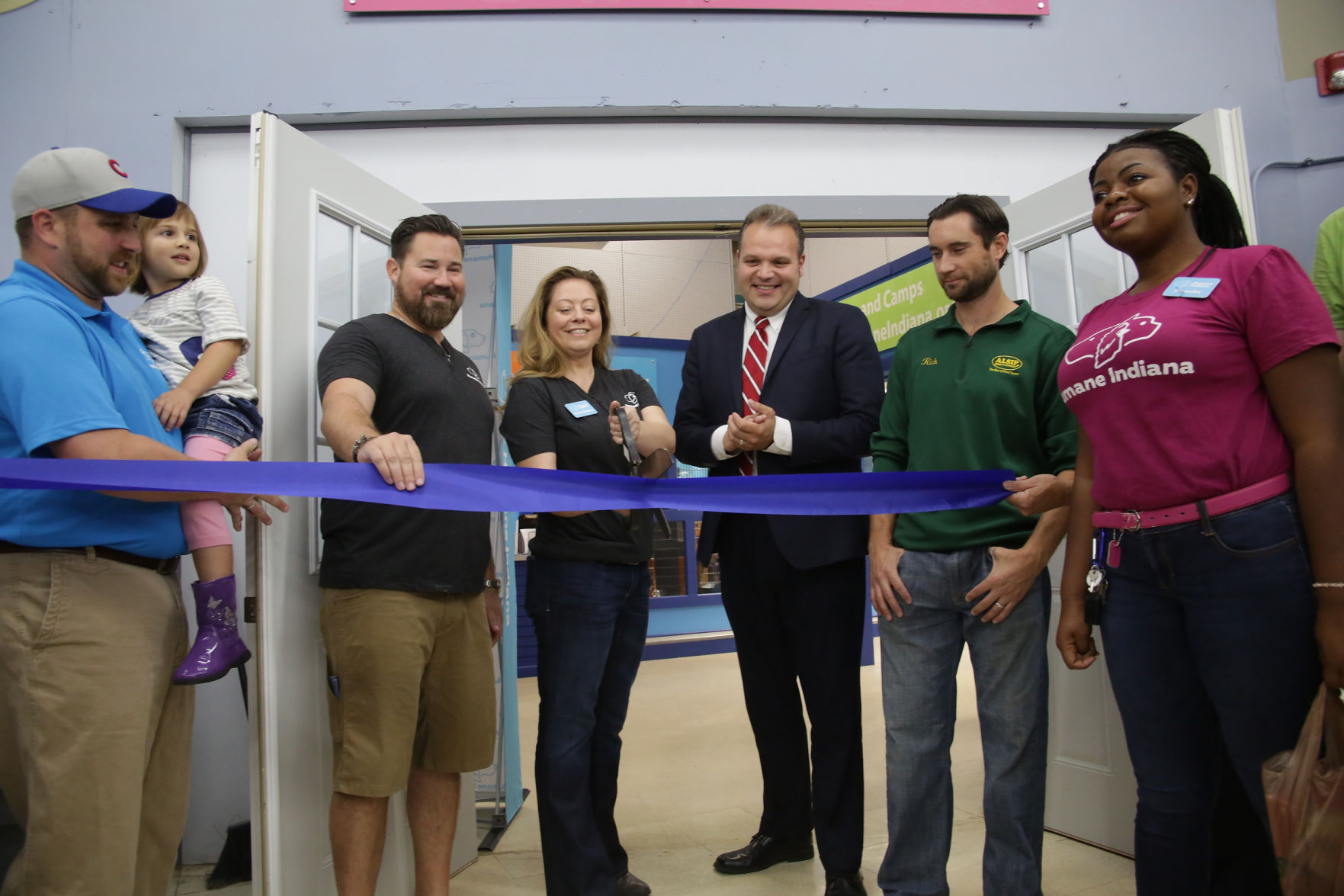 Humane Indiana opens at Alsip_0704.JPG